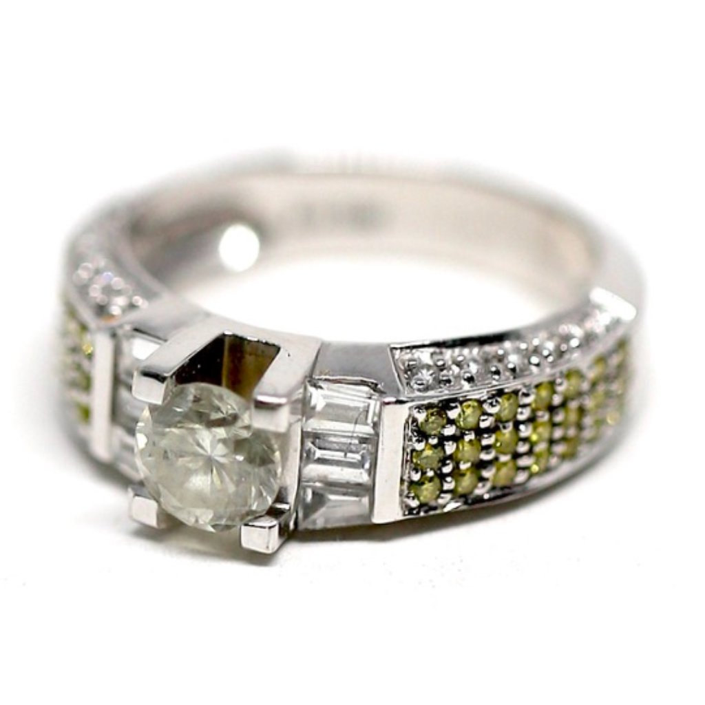 122 Carat Diamond Engagement Ring Two Tone 2500$